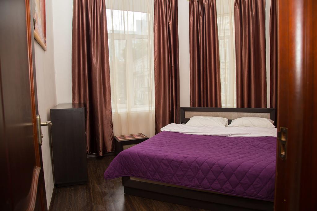 Apartment Mala Zhytomyrska 16 Киев Экстерьер фото
